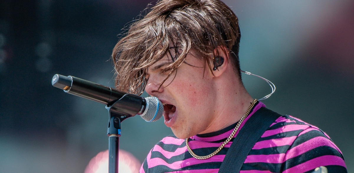 Yungblud releases 11 minutes with Halsey and Travis Baker